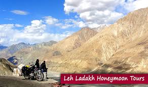 Laddakh With Moon Valley Tour